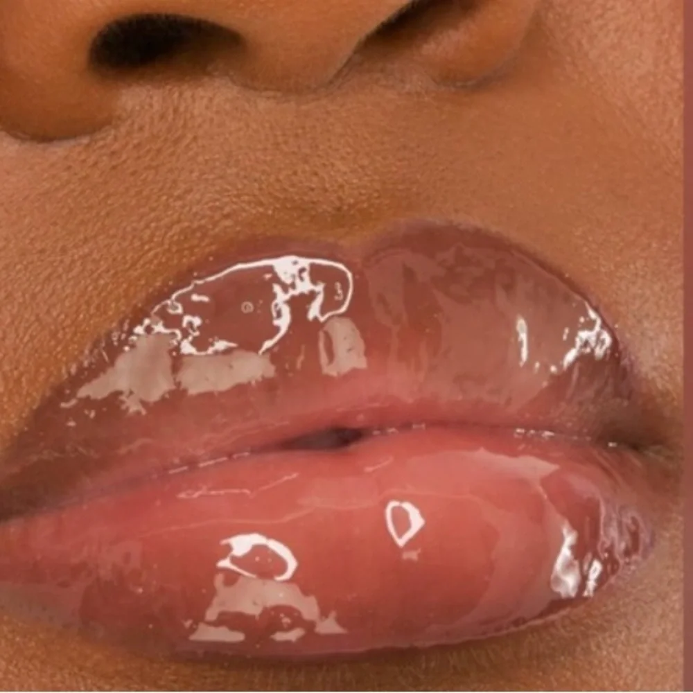 ⚡️💕Tarte Buffed Apricot Plumping Lip Oil